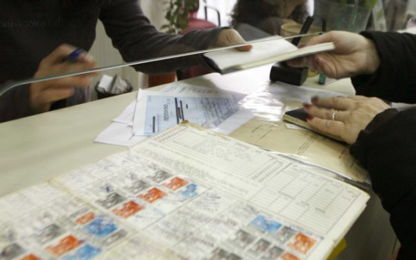 Οδηγός για συνταξιοδότηση: Ποιοι δικαιούνται πλήρη ή μειωμένη σύνταξη