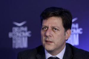 Βαρβιτσιώτης: Εντολή Μητσοτάκη να λέμε τα ίδια... εντός και εκτός