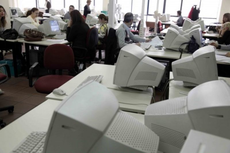 Υπ. Εσωτερικών: Στον Εισαγγελέα όσοι δήμαρχοι δεν βάλουν τέλος στη "φάμπρικα" μονομοποίησης συμβασιούχων με δικαστικές αποφάσεις