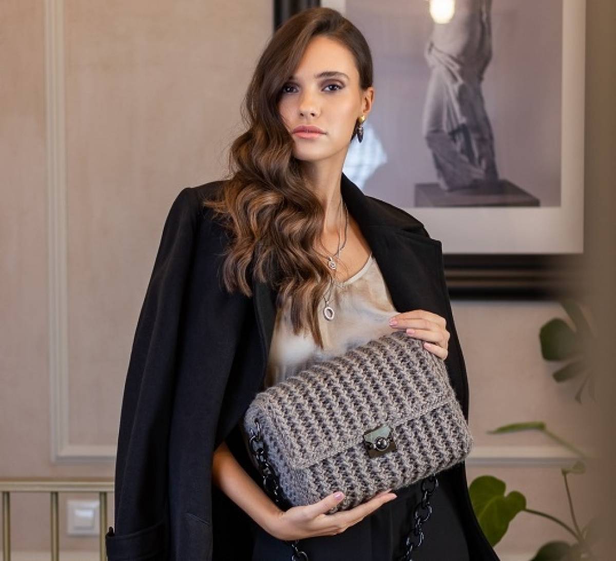 Η MISS POLYPLEXI παρουσιάζει τη νέα της συλλογή επιβεβαιώνοντας για άλλη μια φορά την υψηλή αισθητική του brand!