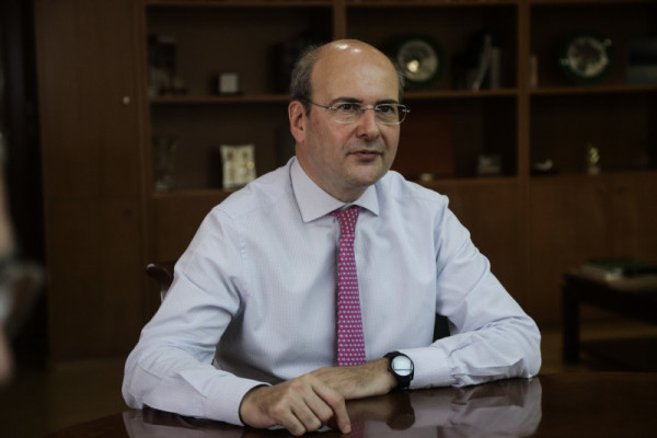 Στόχος να κλείσει το θέμα των εκκρεμών συντάξεων το καλοκαίρι