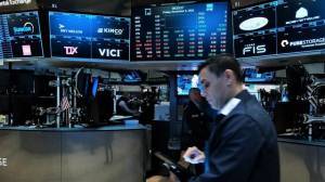 Wall Street: Ξεκίνημα στα «πράσινα» με το βλέμμα στο λιανεμπόριο