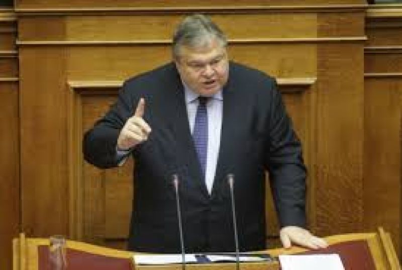 Βενιζέλος: Μας κυβερνούν αδίστακτοι τυχοδιώκτες