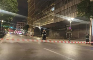 Ύποπτο δέμα στο κέντρο της Αθήνας-Έκλεισε η Σταδίου- Λήξη συναγερμού