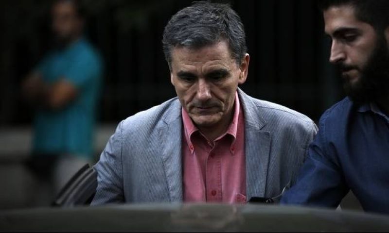 Καρφιά Τσακαλώτου σε υπουργούς εν όψει σκληρών αποφάσεων