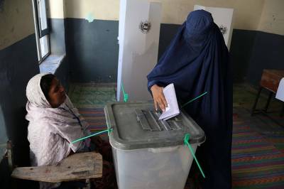Εκρήξεις σε εκλογικά κέντρα στο Αφγανιστάν-Φόβοι για πολλά θύματα