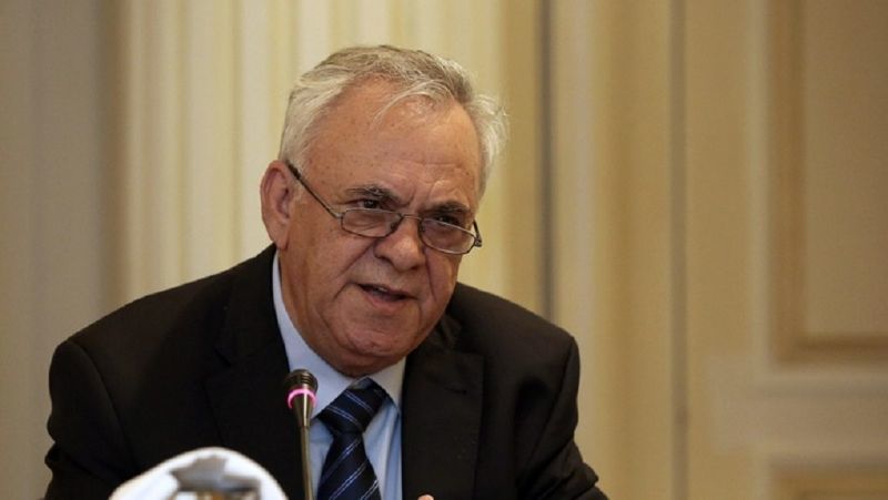 Νέα κόντρα κυβέρνησης - Στουρνάρα, καρφιά και στον ΣΕΒ