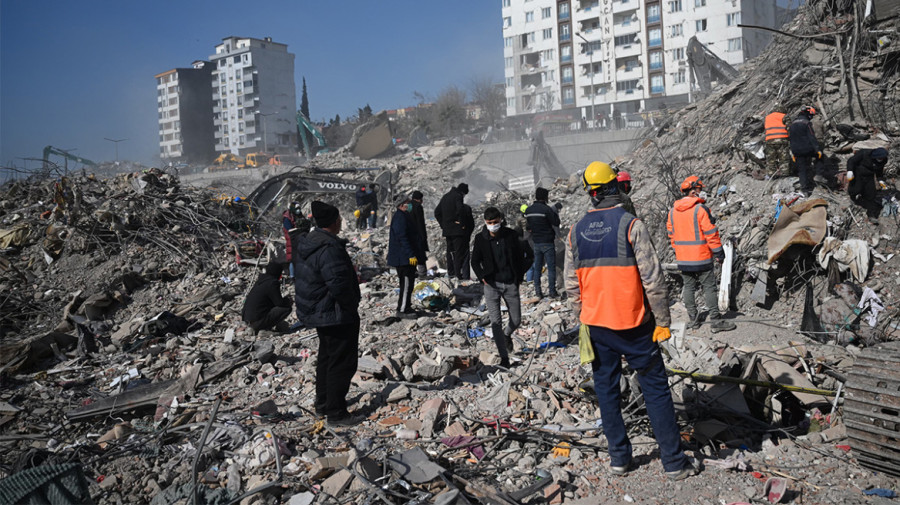 Τουρκία: Μπαράζ συλλήψεων για την κατάρρευση κτιρίων