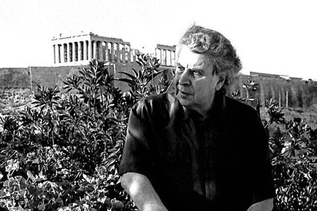 Προτομή και οδός «Μίκη Θεοδωράκη» στο κέντρο της Αθήνας