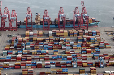 Ρεκόρ εισαγωγών εμπορευματοκιβωτίων στα λιμάνια των ΗΠΑ