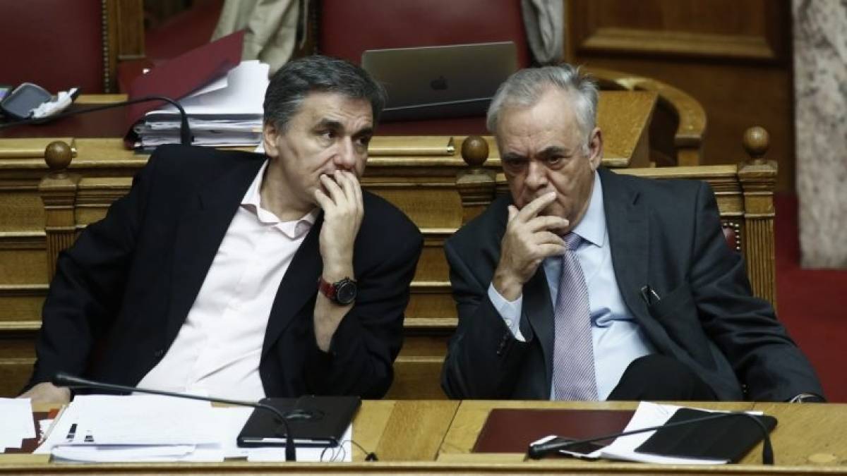 «Αντιβίωση» σε... ιούς τύπου Folli Follie αναζητά η κυβέρνηση