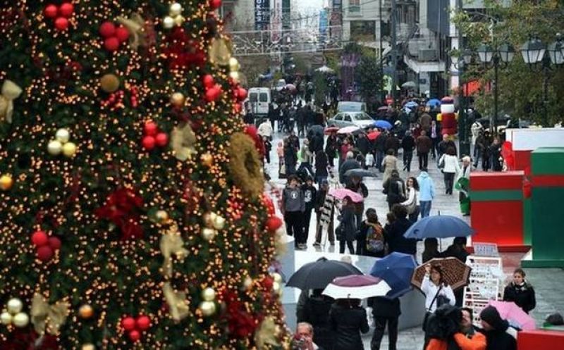 Χριστούγεννα 2015: Ξεκίνησε το εορταστικό ωράριο των καταστημάτων