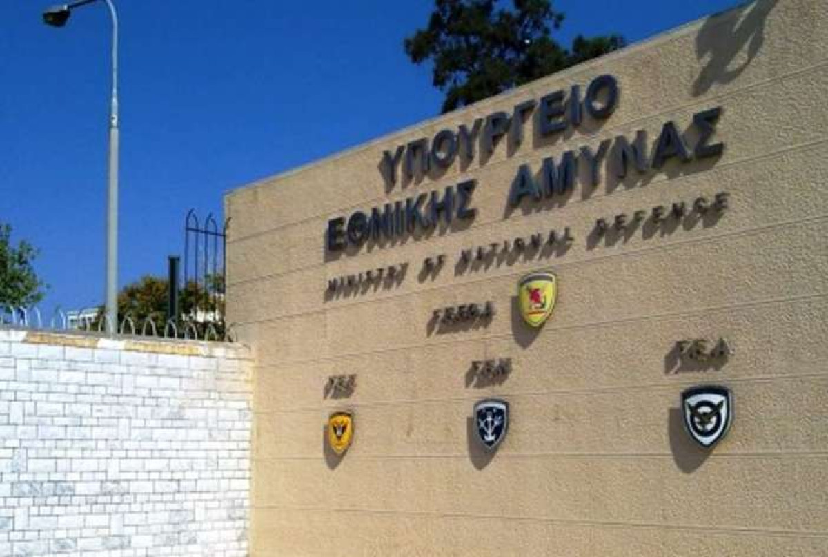 ΥΠΕΘΑ: «Δεν υπήρξε πρόθεση ''αδειάσματός'' Υπουργού προς άλλο Υπουργό»