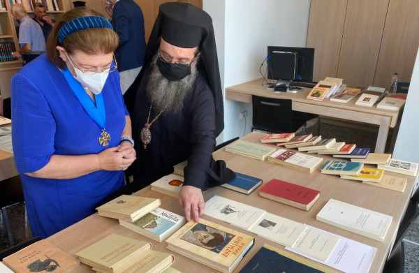 Aυτοψία Μενδώνη σε έργα πολιτισμού στη Χίο