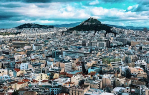 Ξεμπλοκάρουν οι μεταβιβάσεις κατασχεμένων ακινήτων – Δεν απαιτείται πλέον πλήρης εξόφληση της οφειλής
