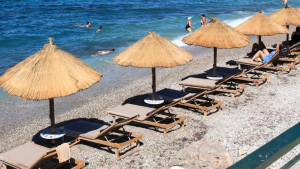 Στη Βουλή το θέμα της ασύδοτης καταπάτησης αιγιαλού και παραλίων