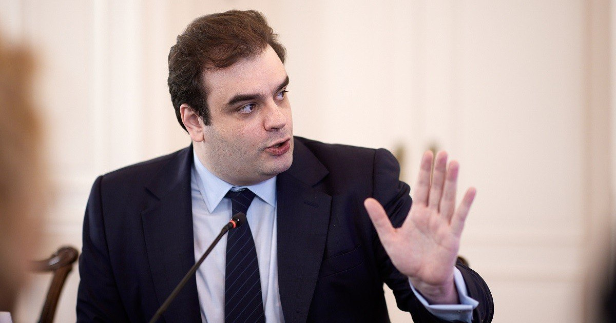 Πιερρακάκης : Κίνδυνος λαθρεμπορίου από την υπερφορολόγηση