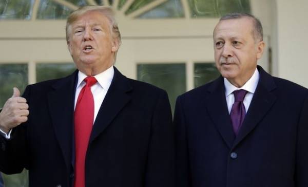 Άγκυρα: Πολύ παραγωγική η συνάντηση Τραμπ-Ερντογάν