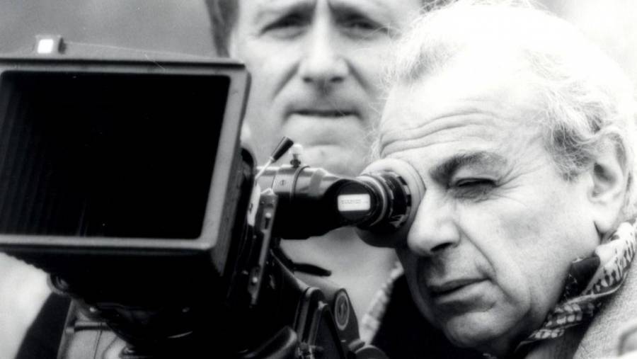 100 χρόνια Μιχάλης Κακογιάννης: Οι 15 εμβληματικές ταινίες του σπουδαίου Έλληνα σκηνοθέτη