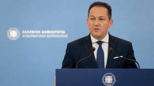 Πέτσας: Έρχεται το σχέδιο της Κυβέρνησης για επανεκκίνηση του τουρισμού