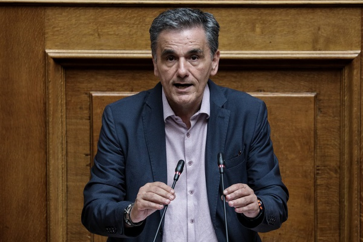 Τσακαλώτος: Δεν έχει καταλάβει ο Μητσοτάκης πώς φτιάχτηκε το «μαξιλάρι»