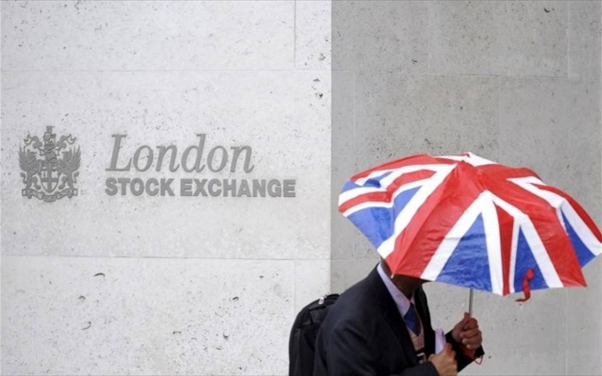 LSE:Περικοπή 250 θέσεων εργασίας για ετήσια εξοικονόμηση 30 εκατ. λίρες
