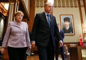 Ελληνοτουρκικά: Ένα ακόμα βήμα προς το διάλογο- Τηλεδιάσκεψη Μέρκελ-Ερντογάν