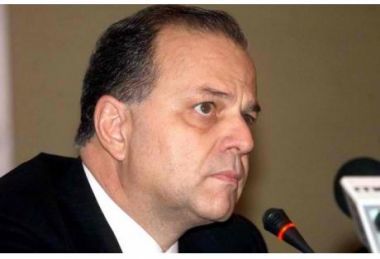 Μυτιληναίος: Διαπραγματεύσεις με τη Ρωσία για μείωση στην τιμή του φυσικού αερίου