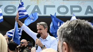 Μητσοτάκης από Σαλαμίνα: Στόχος η αυτοδυναμία- «Όχι» σε νέες περιπέτειες