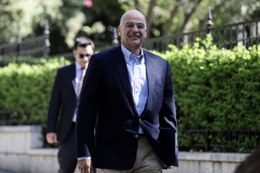 Βαλκάνια, επενδύσεις και ανθρωπιστική κρίση στις συζητήσεις Δένδια στις ΗΠΑ