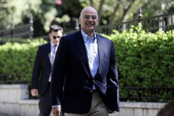 Βαλκάνια, επενδύσεις και ανθρωπιστική κρίση στις συζητήσεις Δένδια στις ΗΠΑ