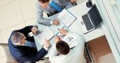 Με ρυθμούς χελώνας ο εξωδικαστικός μηχανισμός ρύθμισης οφειλών