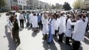 ΟΕΝΓΕ: Πανελλήνια τετράωρη στάση εργασίας των νοσοκομειακών γιατρών την Τετάρτη