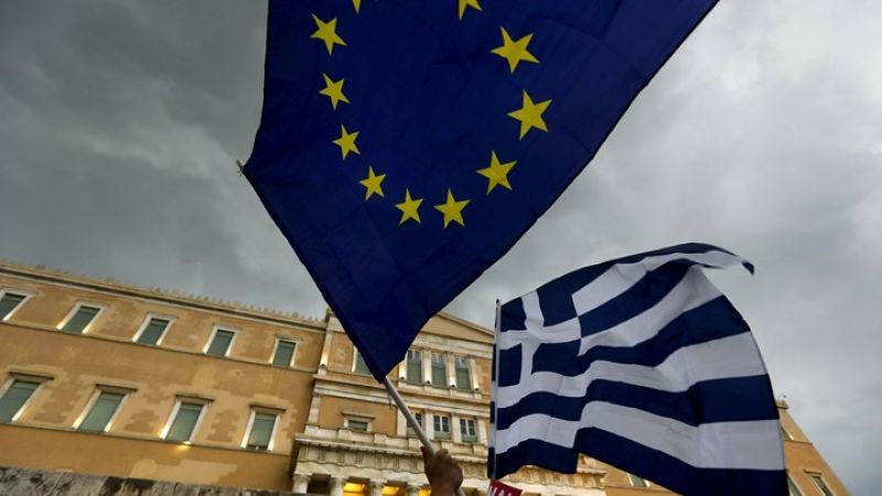 FT: Ελλάδα, ο ασθενής για όγδοη συνεχόμενη χρονιά στο νοσοκομείο