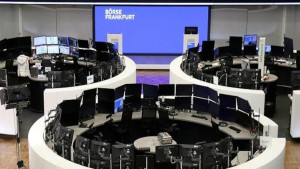 Ανοδικό ξεκίνημα εβδομάδας στις ευρωαγορές