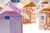 Περίπου 2 δισ. ευρώ θα πληρώσουν οι ιδιοκτήτες με τους νέους φόρους των ακινήτων