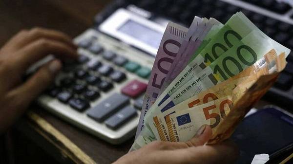 Ποιο επιτόκιο θεωρείται «λογικό» για τις μικροχρηματοδοτήσεις