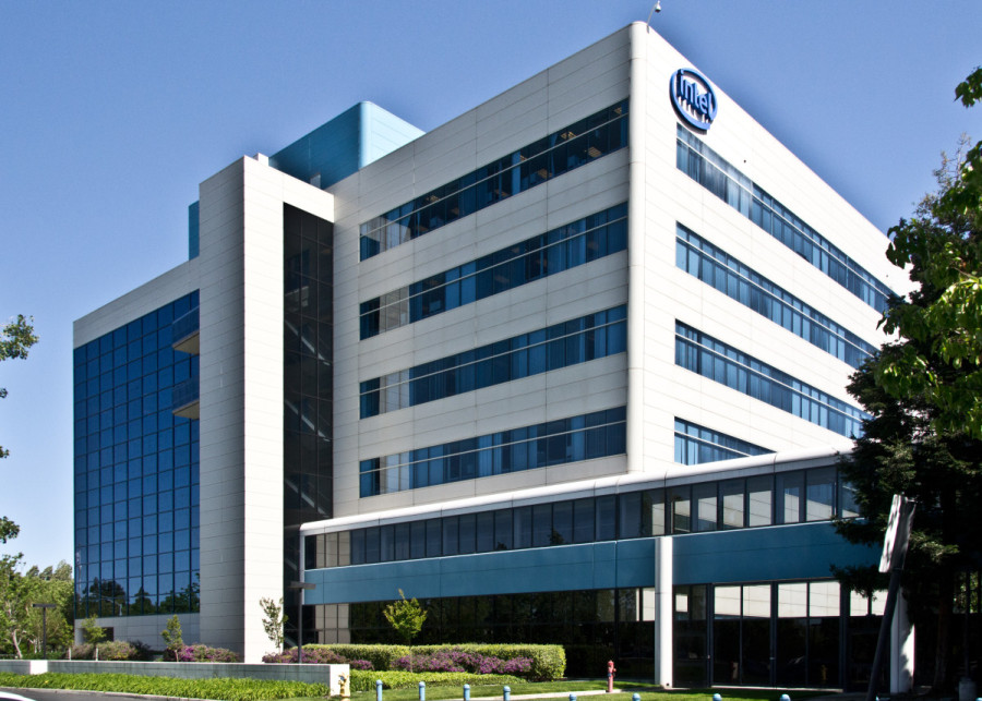 Intel: Αυξάνει στα $20 δισ. την έκδοση μετοχών για χρηματοδότηση της ζήτησης για AI
