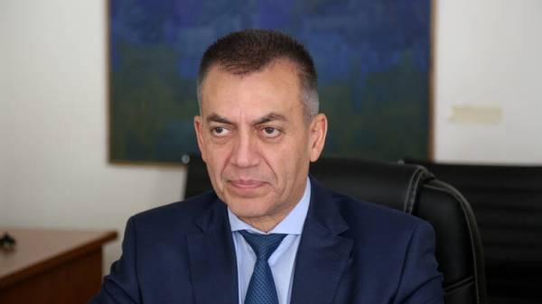 Βρούτσης: Από αύριο θα υπάρχουν μόνο οι 12 δόσεις
