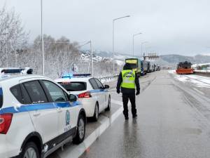 Παλαιά Εθνική Ελευσίνας–Θηβών: Απαγόρευση κυκλοφορίας φορτηγών-Μόνο με αλυσίδες τα ΙΧ