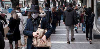 Στους δρόμους για ψώνια καταναλωτές σε Αθήνα και Θεσσαλονίκη (φωτο+βίντεο)