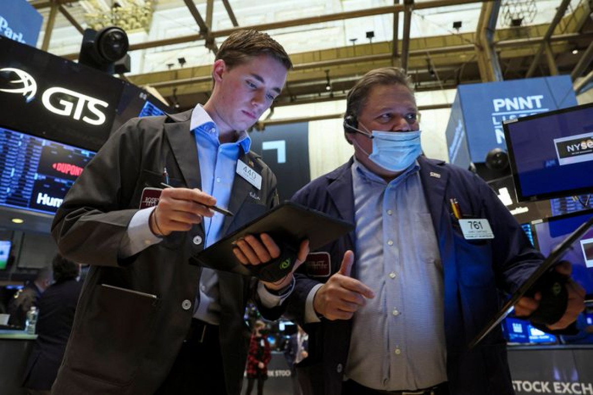 Wall Street: Σε τροχιά ολικής επαναφοράς ο Nasdaq