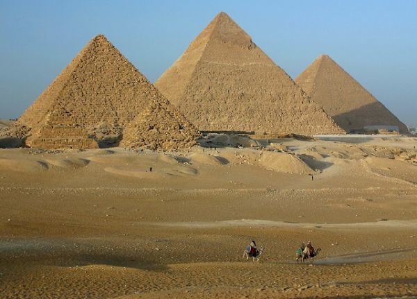 Αίγυπτος: Βομβιστική επίθεση αυτοκτονίας σε αρχαιολογικό χώρο