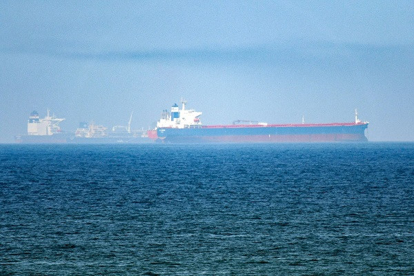 Empire Navigation για ελληνόκτητο τάνκερ: Καμία επαφή με το πλήρωμα