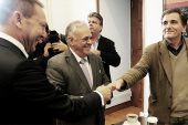 Τι συνδέει τον Ε. Τσακαλώτο με τον Γ. Στουρνάρα;