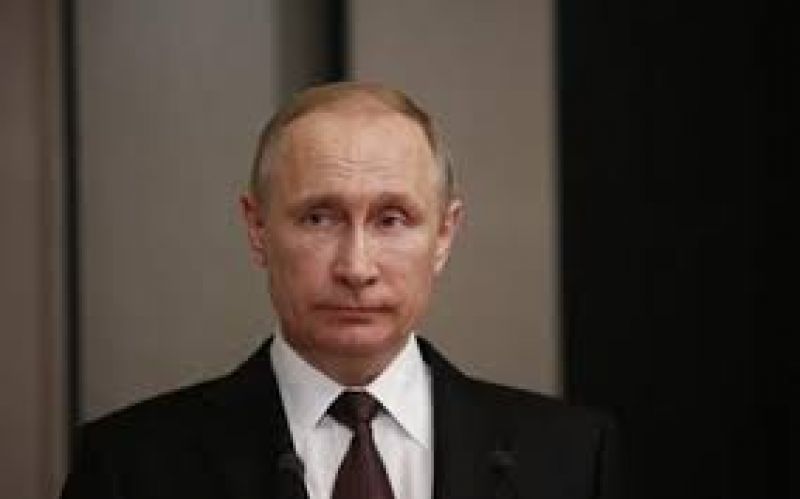 Le Monde: Ενα πετραδάκι στο παπούτσι του Πούτιν