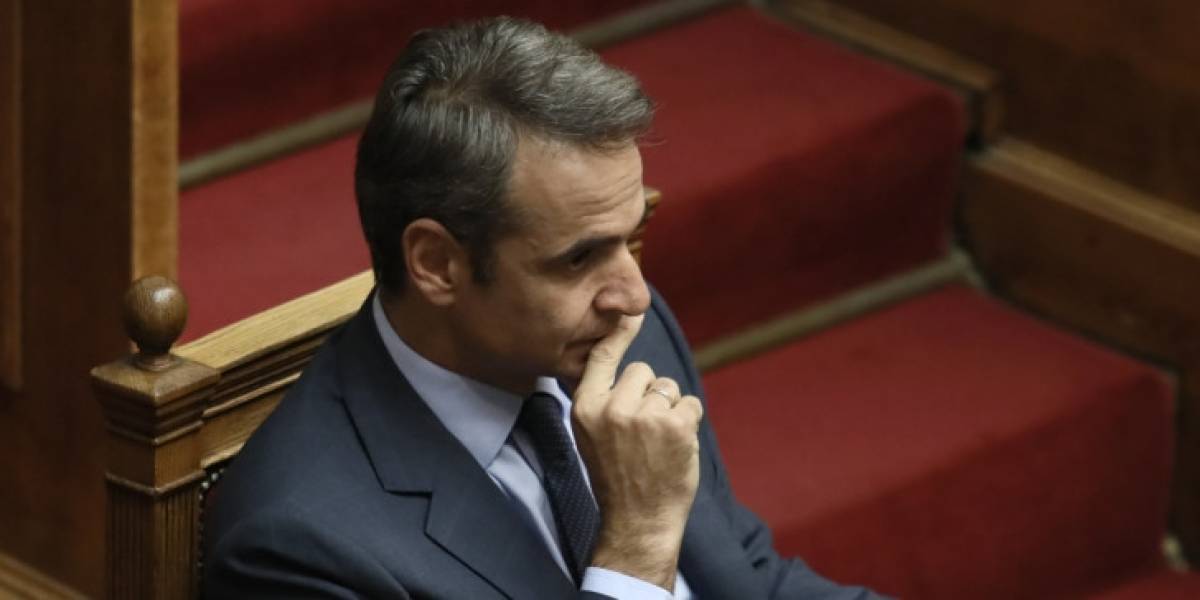 Σύσκεψη στο υπουργείο Μεταφορών υπό τον Μητσοτάκη