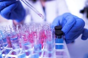 Covid-19: Έλληνες ερευνητές βρίσκονται κοντά σε νέο μοριακό τεστ ανίχνευσης