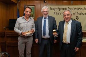 Μνημόνιο Συνεργασίας Επαγγελματικού Επιμελητηρίου και Πανεπιστημίου Πειραιώς