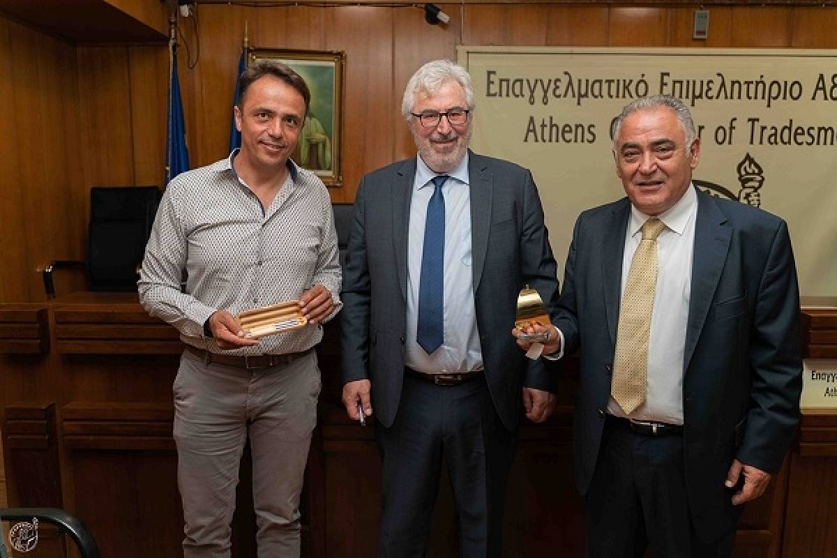 Μνημόνιο Συνεργασίας Επαγγελματικού Επιμελητηρίου και Πανεπιστημίου Πειραιώς